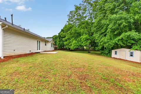 Exterior - 93 Eva Dr, Hampton, GA 30228 photo 5 of 6