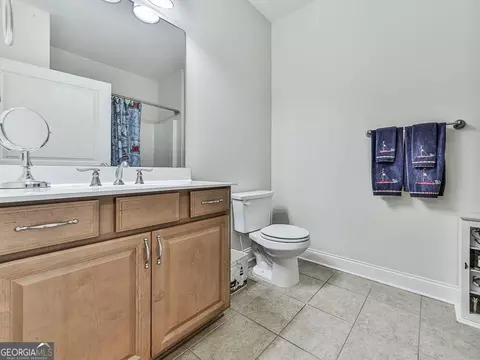 Bath - 210 Aster Ct, Canton, GA 30114 photo 3 of 5