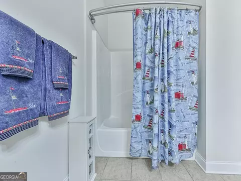 Bath - 210 Aster Ct, Canton, GA 30114 photo 4 of 5