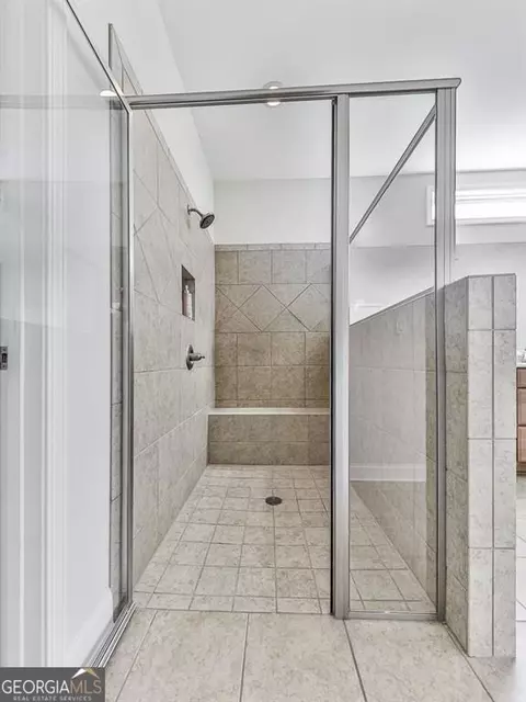 Bath - 210 Aster Ct, Canton, GA 30114 photo 2 of 5