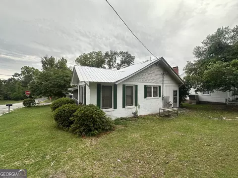 204 S Hull St, Sylvania, GA 30467