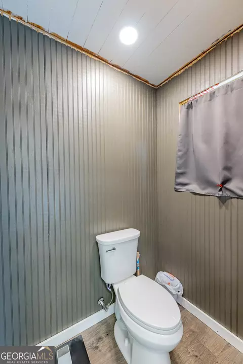 Bath - 655 White Rd, Thomaston, GA 30286 photo 1 of 5