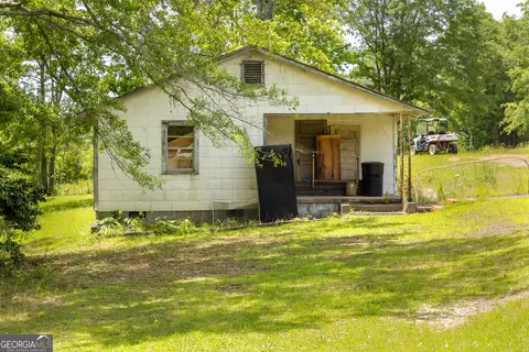 Exterior - 655 White Rd, Thomaston, GA 30286 photo 5 of 11