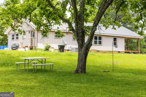 Exterior - 655 White Rd, Thomaston, GA 30286 photo 9 of 11