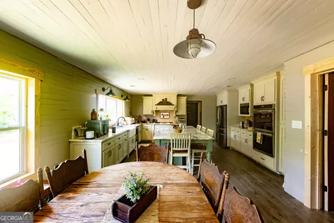 Kitchen - 655 White Rd, Thomaston, GA 30286 photo 1 of 5