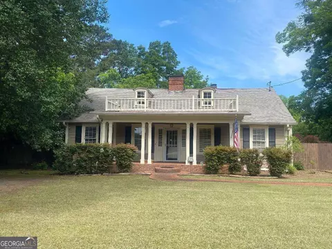 317 N Cherokee Rd, Social Circle, GA 30025