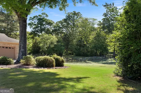 1132 Euharlee Rd, Kingston, GA 30145