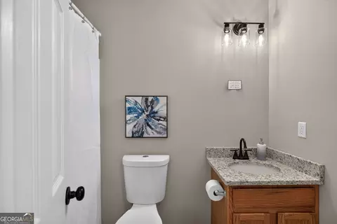 Bath - 195 River Oak Ct, Temple, GA 30179 photo 1 of 3