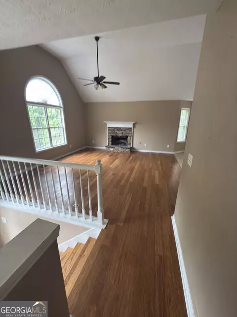 Living - 195 River Oak Ct, Temple, GA 30179 photo 1 of 3