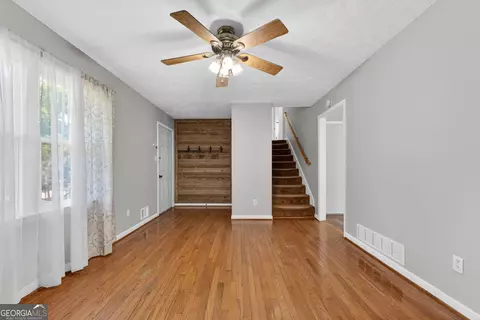 Living - 35 Ann Ct, Mcdonough, GA 30253 photo 3 of 4