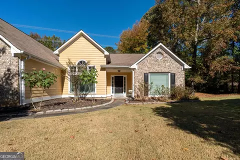 727 Eight Point Ct, Suwanee, GA 30024