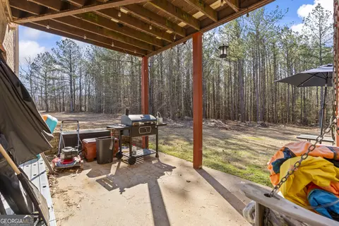 Exterior - 90 Harvey Ave, Covington, GA 30016 photo 6 of 10