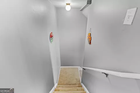 Entry Way - 90 Harvey Ave, Covington, GA 30016 photo 5 of 6