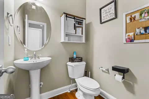 Bath - 90 Harvey Ave, Covington, GA 30016 photo 1 of 5