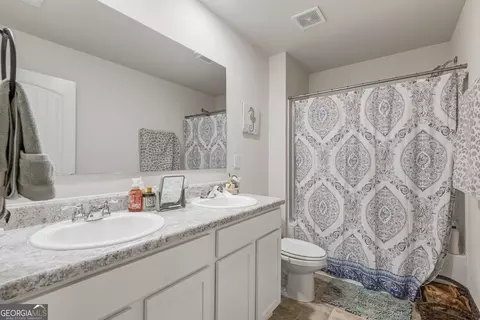 Entry Way - 575 Walnut Grove Way, Pendergrass, GA 30567 photo 3 of 6