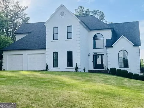 10590 Stonepoint Pl, Johns Creek, GA 30097