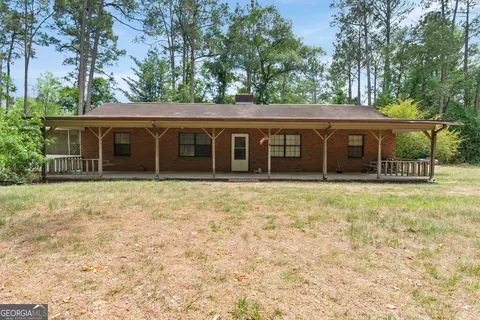 84 Bellefield Rd, Hoboken, GA 31542