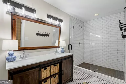 Bath - 257 Boulevard, Monroe, GA 30655 photo 1 of 6