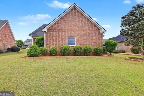 Exterior - 3126 Alhambra Cir, Hampton, GA 30228 photo 3 of 7