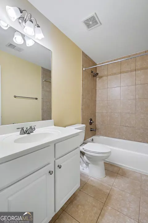 Bath - 3126 Alhambra Cir, Hampton, GA 30228 photo 7 of 7