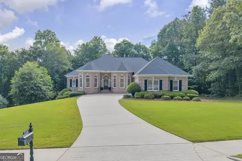 212 Asante Dr, Ellenwood, GA 30294