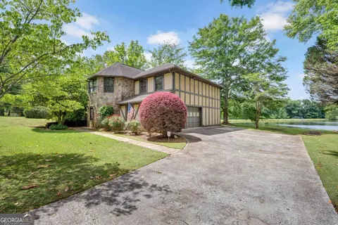 2145 Hampton Trl SE, Conyers, GA 30013