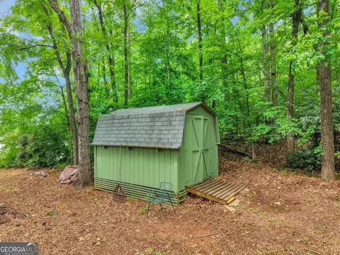 Exterior - 65 Pointe View Ct, Jackson, GA 30233 photo 3 of 3