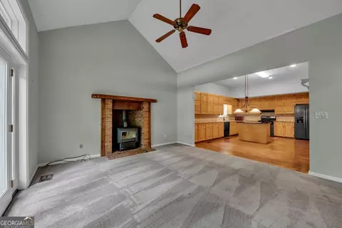 Living - 65 Pointe View Ct, Jackson, GA 30233 photo 2 of 2
