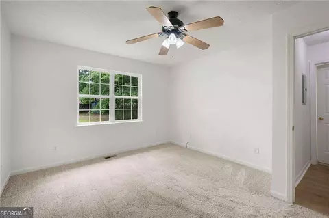 Bedroom - 119 Hunt Dr NE, Calhoun, GA 30701 photo 2 of 4