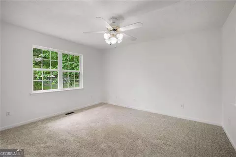 Bedroom - 119 Hunt Dr NE, Calhoun, GA 30701 photo 3 of 4