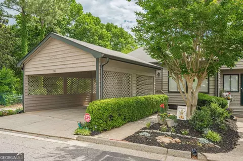 526 Gardenia Ln, Marietta, GA 30068