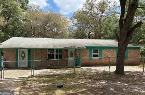 5200 Mccallister St, Milton, FL 32583