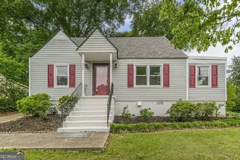 496 Radar Dr, Hapeville, GA 30354