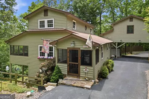 946 Laurel Cir, Blue Ridge, GA 30513