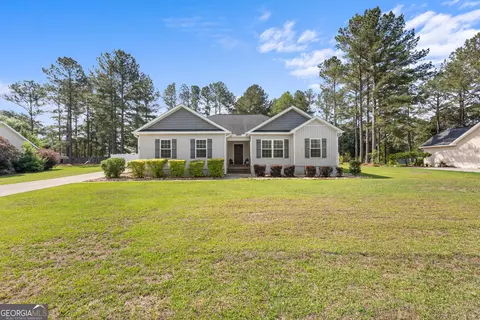 708 Ogeechee Dr E, Statesboro, GA 30461