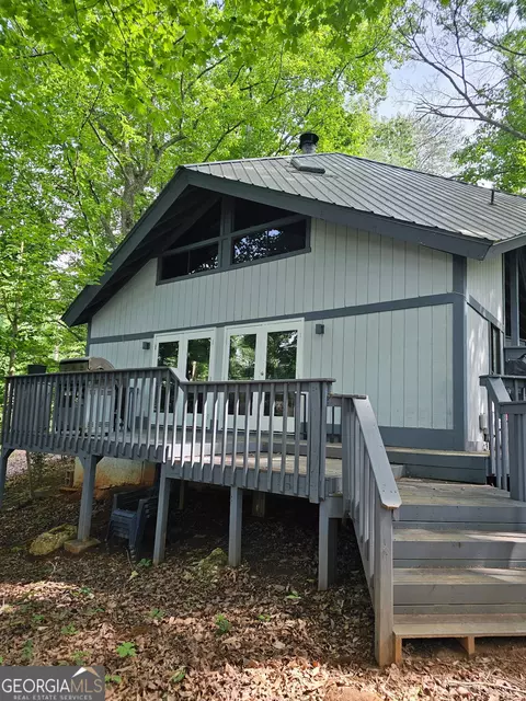 3304 The Trail Rd, Gainesville, GA 30501