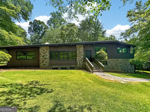 703 Laurel St, Bremen, GA 30110