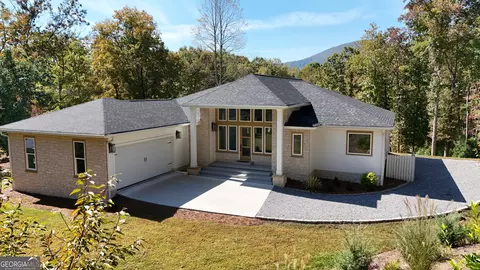 2125 Goat Neck Rd, Cleveland, GA 30528