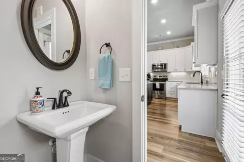 Entry Way - 2155 Rail Yard Ave, Grayson, GA 30017 photo 6 of 8