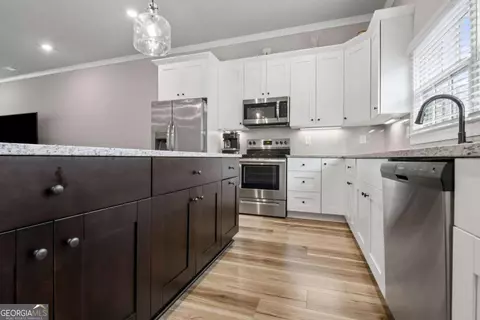 Kitchen - 2155 Rail Yard Ave, Grayson, GA 30017 photo 7 of 7