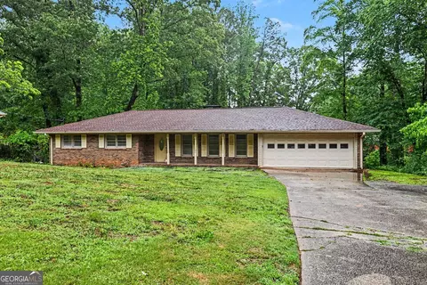 1184 Flamingo Dr, Austell, GA 30168