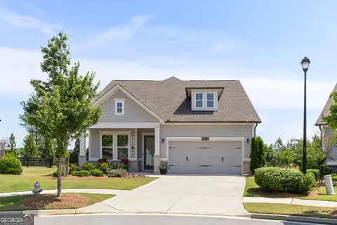6853 River Rock Dr, Flowery Branch, GA 30542