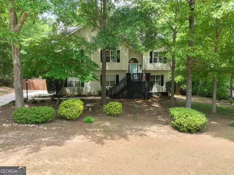 Exterior - 136 Williams Blf, Mcdonough, GA 30252 photo 2 of 17
