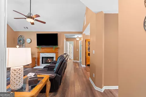 Entry Way - 136 Williams Blf, Mcdonough, GA 30252 photo 3 of 9