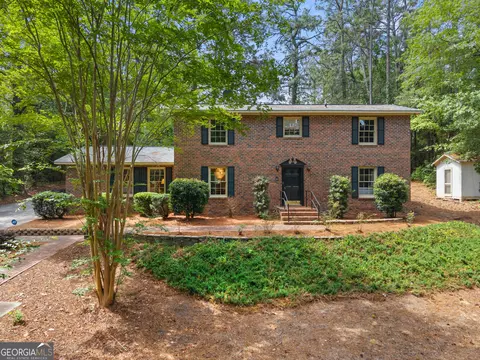 213 Wendwood Dr, Statesboro, GA 30458