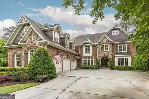 5284 Vernon Springs Trl, Sandy Springs, GA 30327