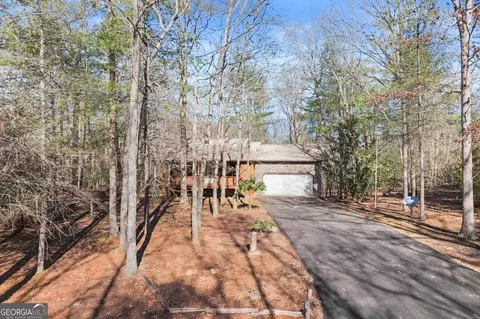 425 Enchanted Woods Dr, Blairsville, GA 30512