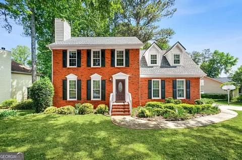 825 Meadowsong Cir, Lawrenceville, GA 30043