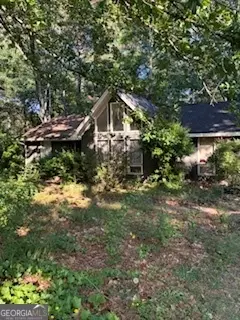 3214 Kimberly Woods Ct SW, Lilburn, GA 30047