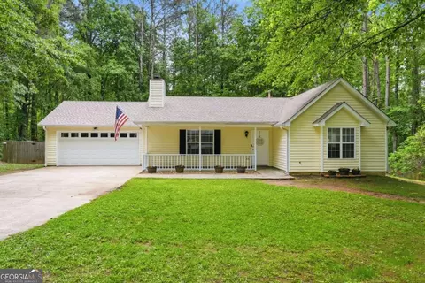 40 Yeager Ct, Newnan, GA 30265